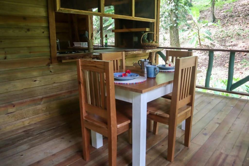 בוקס דל טורו Jungle Beach 2 Bedroom Cottage מראה חיצוני תמונה